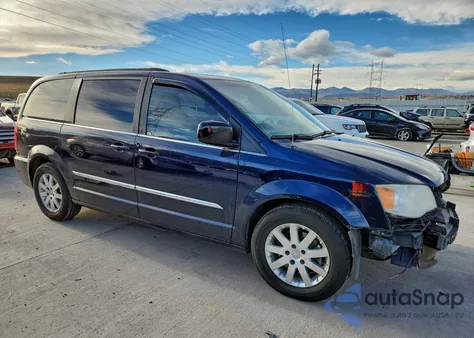 2014 Chrysler Town & Country Touring from USA, damaged, VIN 2C4RC1BG1ER158231